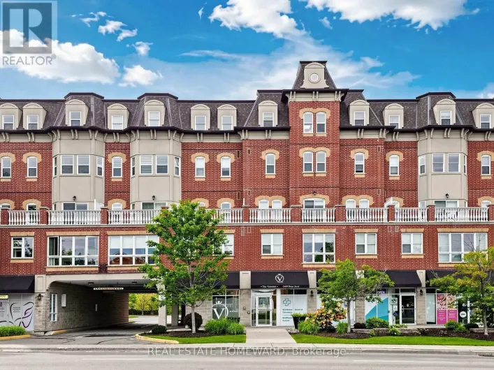 309 - 15450 YONGE STREET, Aurora