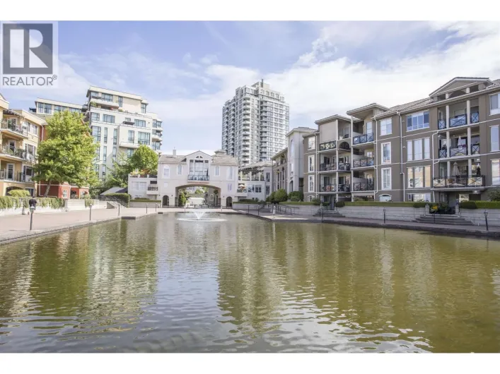 309 2 RENAISSANCE SQUARE, New Westminster