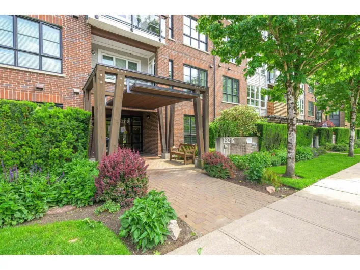 309 23215 BILLY BROWN ROAD, Langley