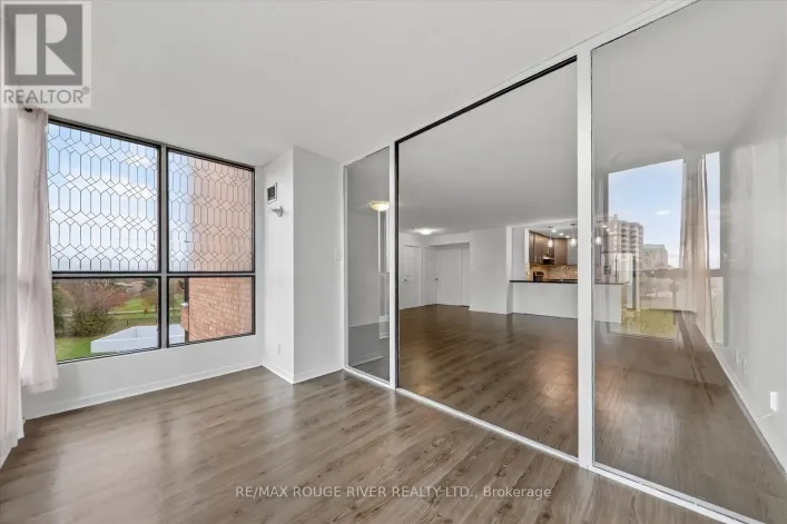 309 - 8 SILVER BELL GROVE, Toronto