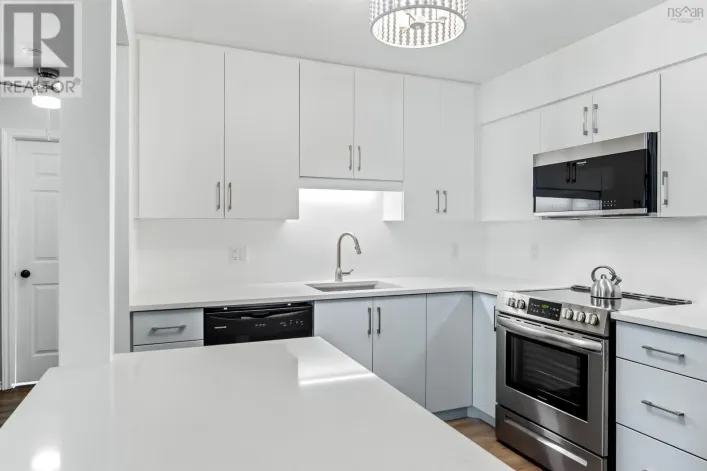 309 87 Kearney Lake Road, Halifax