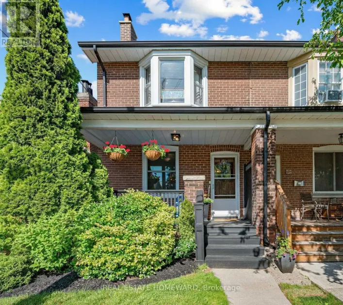 309 CHISHOLM AVENUE, Toronto