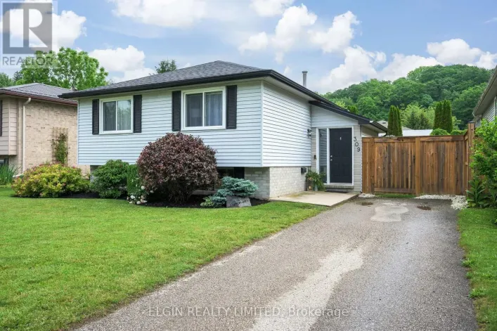 309 FRANCES STREET, Central Elgin