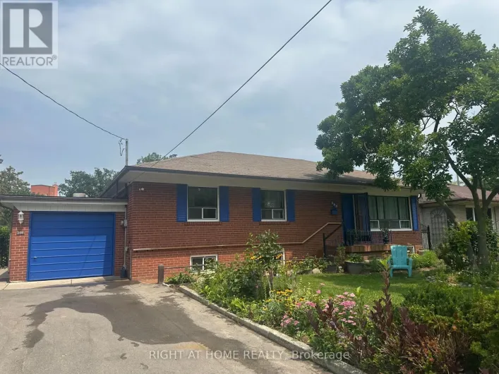 309 QUEEN MARY DRIVE, Oakville