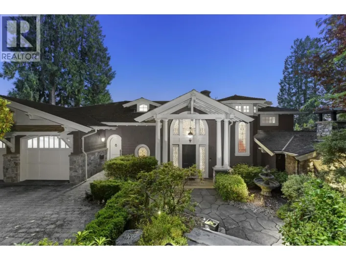 3090 MATHERS AVENUE, West Vancouver