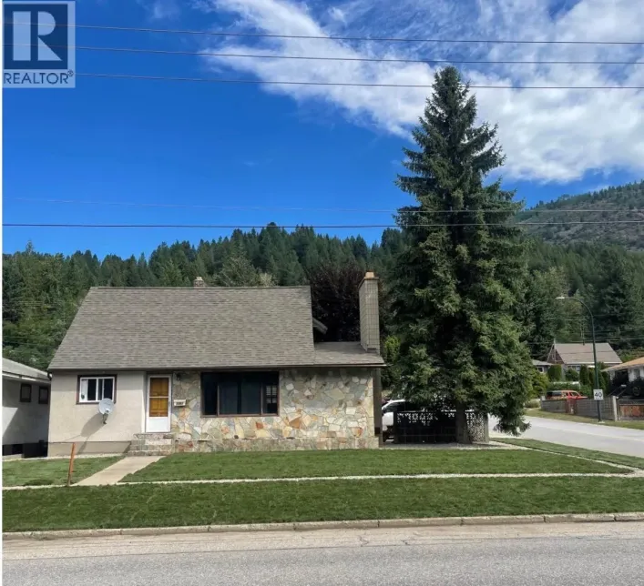 3091 Highway Drive, Trail