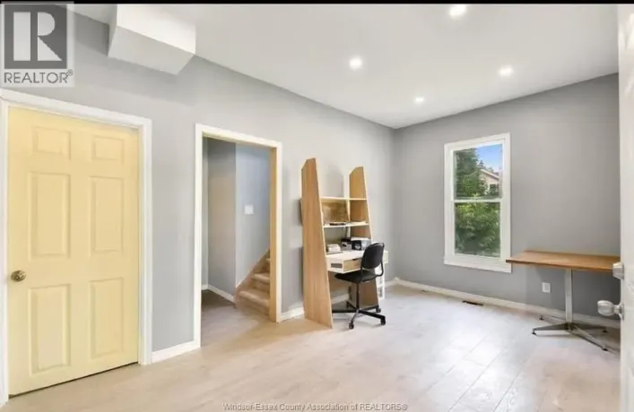 3092 SANDWICH Unit# MAIN, Windsor