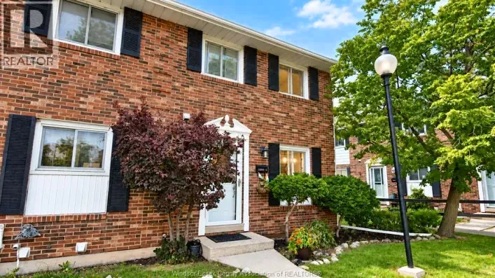 3096 MEADOWBROOK LANE Unit# 2, Windsor