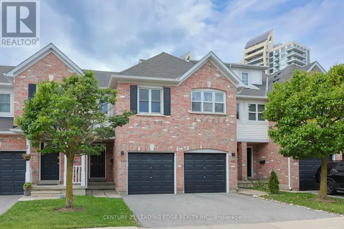 30A - 81 NORTHERN HEIGHTS DRIVE, Richmond Hill