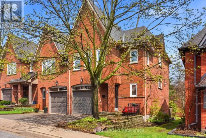 30C - 928 QUEEN STREET W, Mississauga