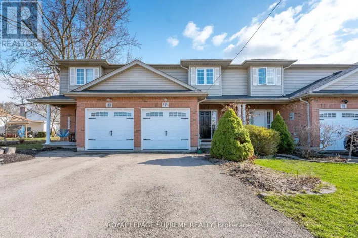 31 1/2 THOROLD ROAD E, Welland