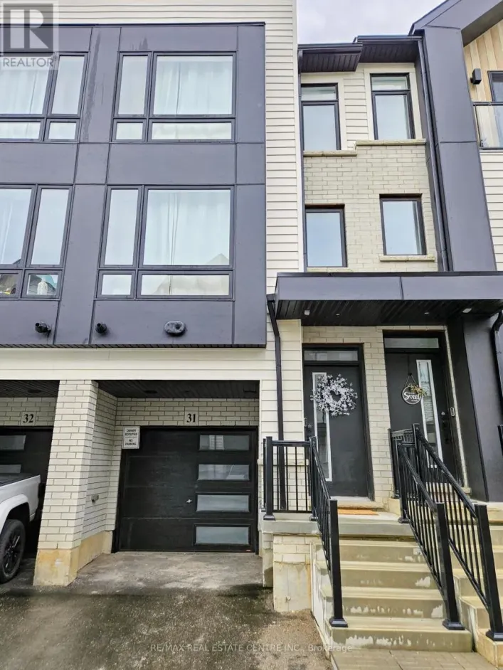 31 - 55 TOM BROWN DRIVE, Brant