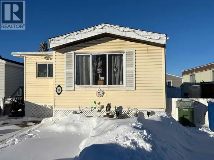 31, 649 Main Street, Airdrie