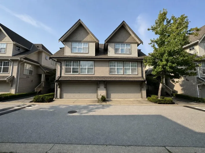 31 8089 209 STREET, Langley