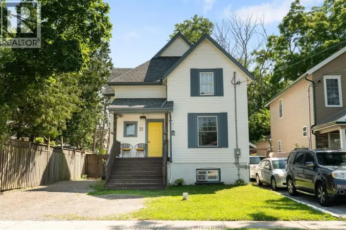 31 Adelaide STREET North, Chatham