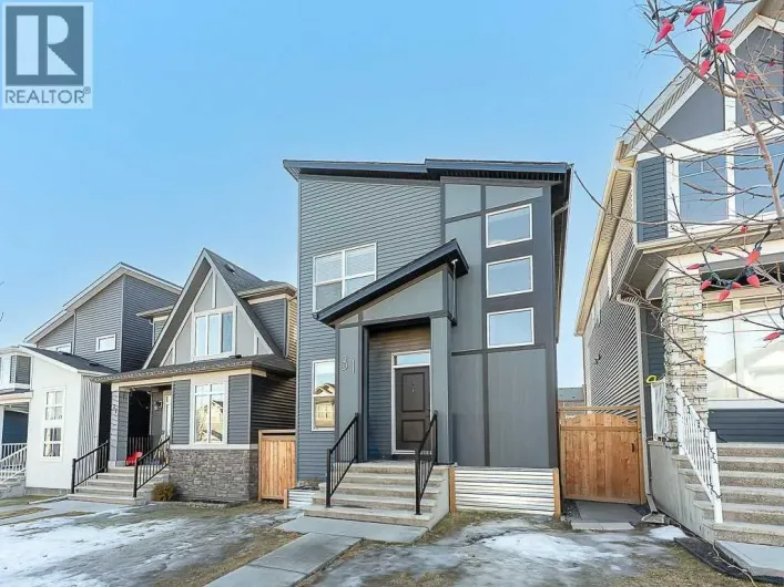 31 Belmont Gardens SW, Calgary