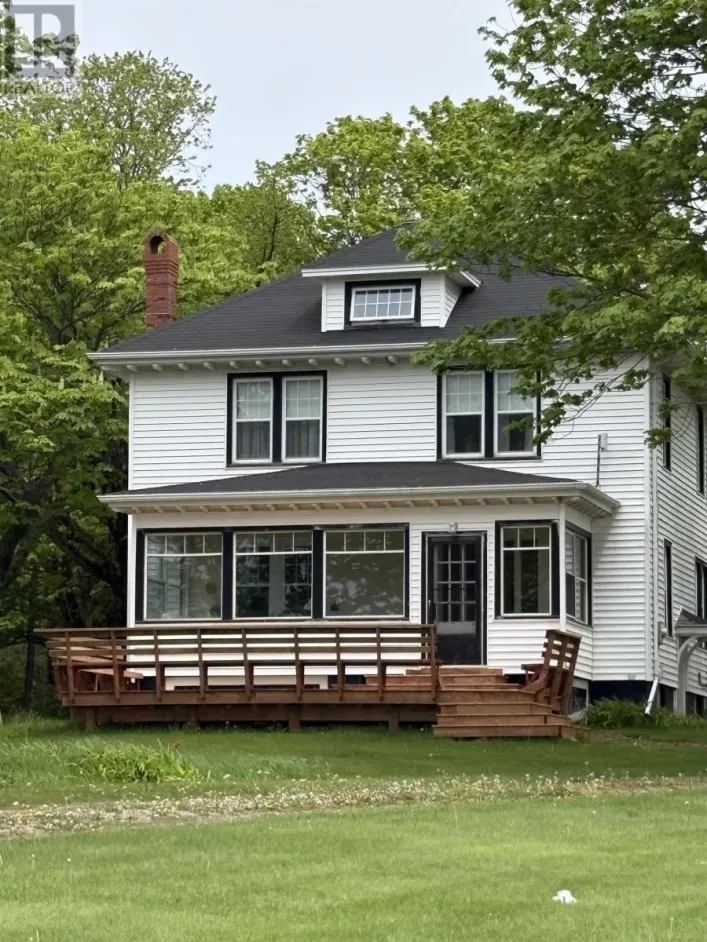 31 BREAKWATER Street, Souris