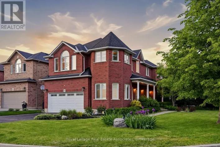 31 COMMANDO COURT, Hamilton
