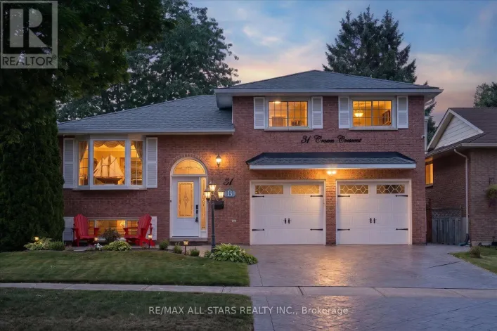31 CROWN CRESCENT, Bradford West Gwillimbury