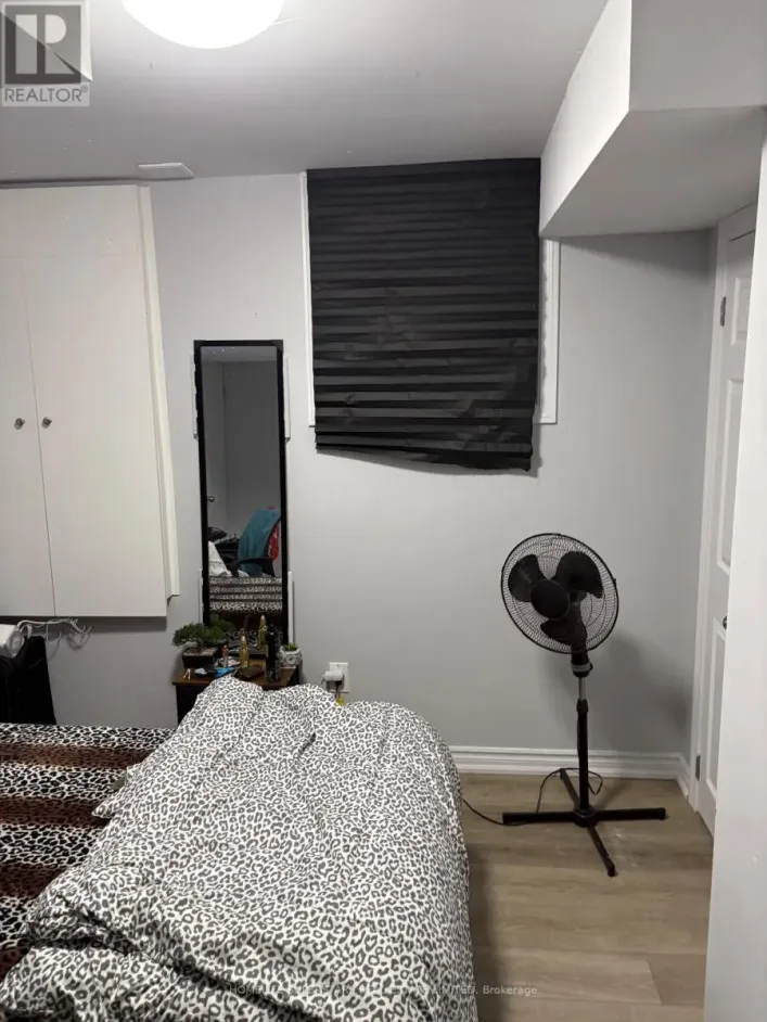 31 DADEN OAKS DRIVE S, Brampton