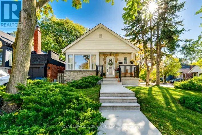 31 DAVIES CRESCENT, Toronto