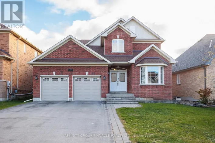 31 ELLIS CRESCENT, Kawartha Lakes