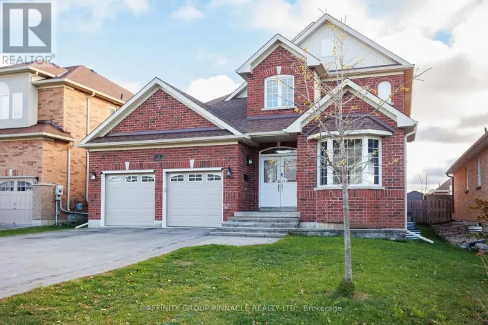 31 ELLIS CRESCENT, Kawartha Lakes