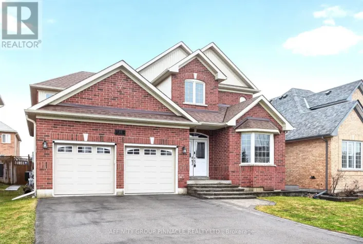 31 ELLIS CRESCENT, Kawartha Lakes