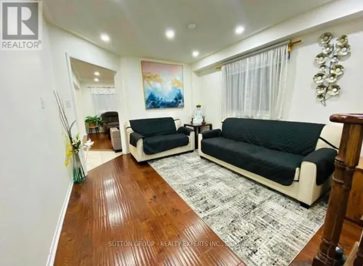 31 FARTHINGALE CRESCENT, Brampton