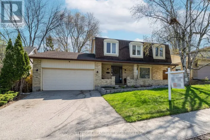 31 FOXCROFT CRESCENT, London South