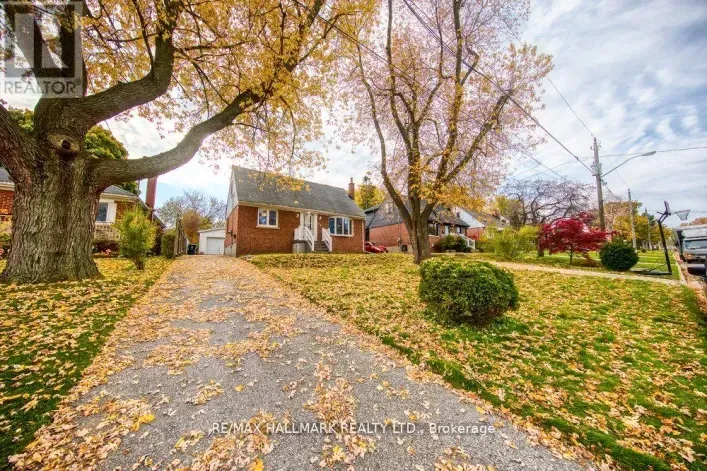 31 GLEN MUIR DRIVE, Toronto