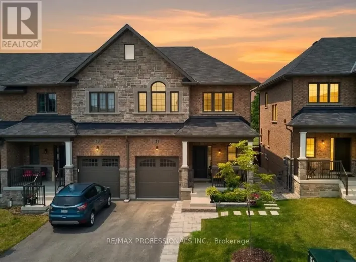 31 GORD MATTHEWS WAY, Uxbridge