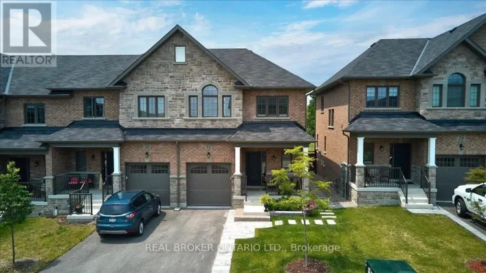 31 GORD MATTHEWS WAY, Uxbridge