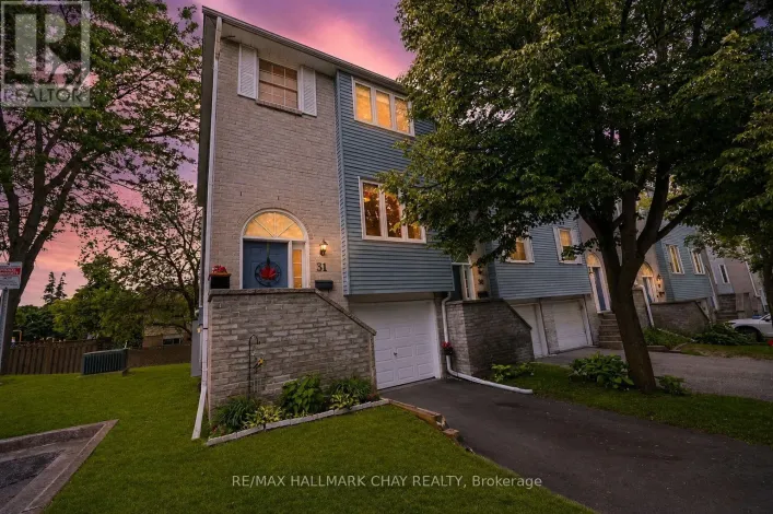 31 HARMONY CIRCLE, Bradford West Gwillimbury