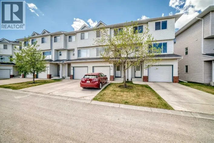 31 Harvest Oak Circle NE, Calgary