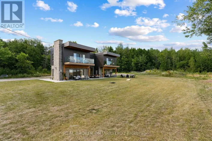 31 HEMLOCK AVENUE, Tay