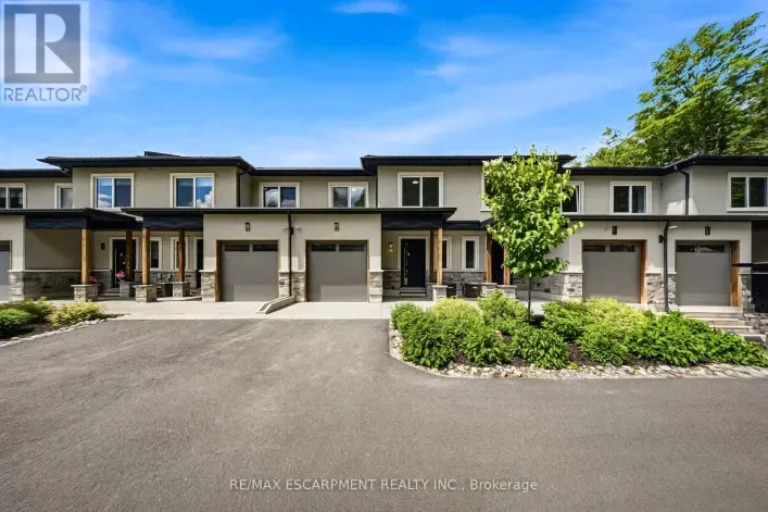 Row / Townhouse for sale: 31 HORIZON LANE, Huntsville