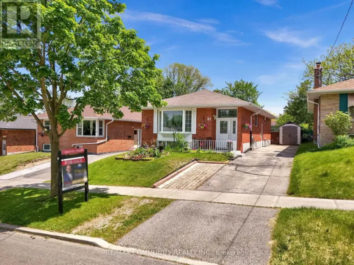 31 KILBRIDE ROAD, Toronto
