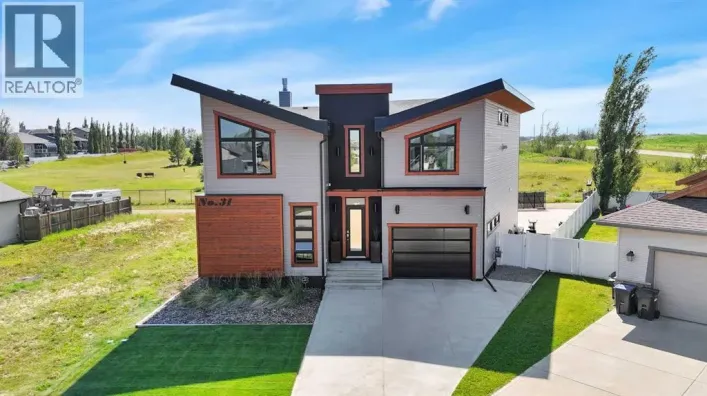 31 Leaside Crescent, Sylvan Lake