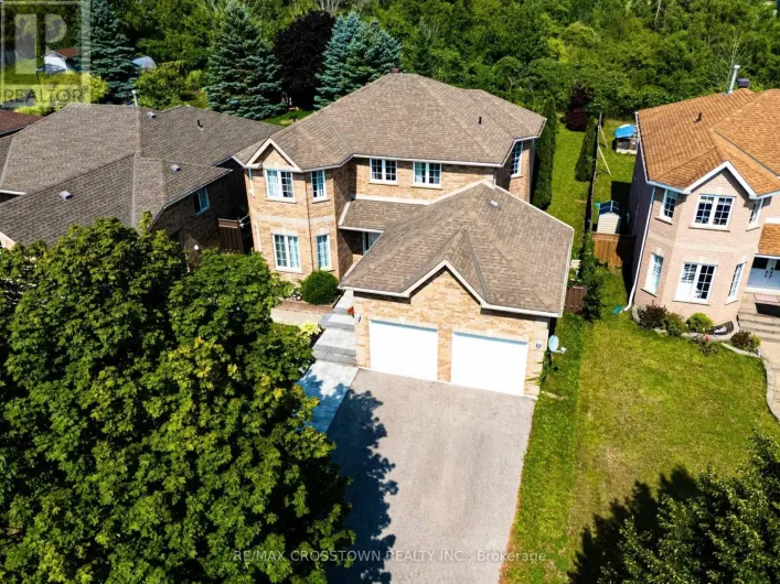 31 LOGAN COURT, Barrie