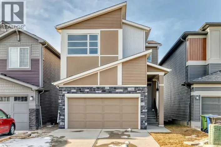 31 Lucas Passage NW, Calgary