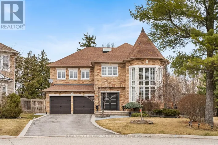 31 MARINUCCI COURT, Richmond Hill