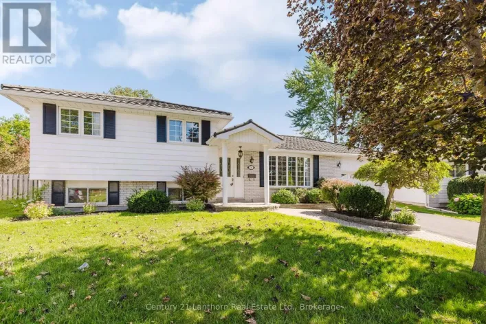 House for sale: 31 MARSH DRIVE, Belleville
