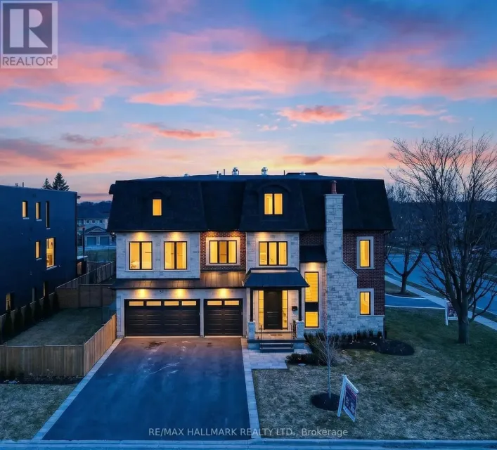 31 NAUGHTON DRIVE, Richmond Hill