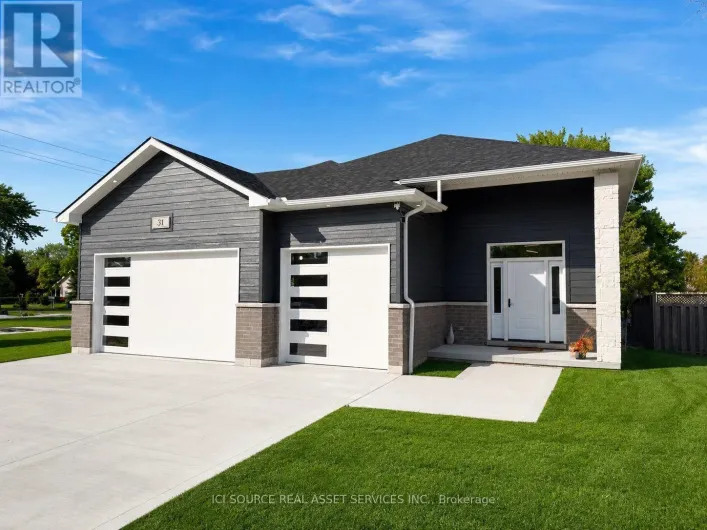 31 NOTRE DAME STREET, Chatham-Kent
