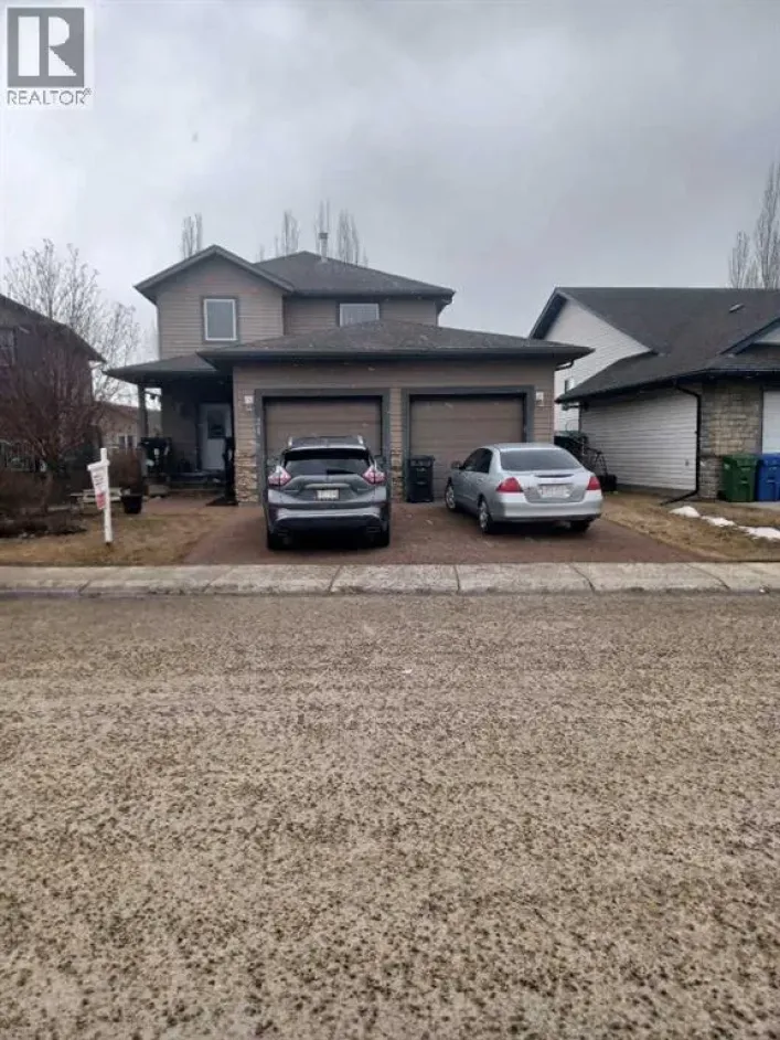 31 Oaklands Crescent, Red Deer