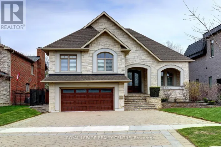 31 PLAINSMAN ROAD, Mississauga