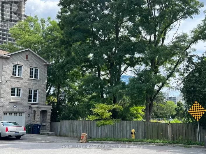 31 RODEO COURT, Toronto