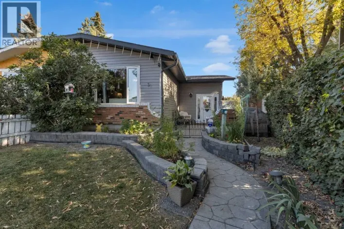 31 Rundlelawn Court NE, Calgary