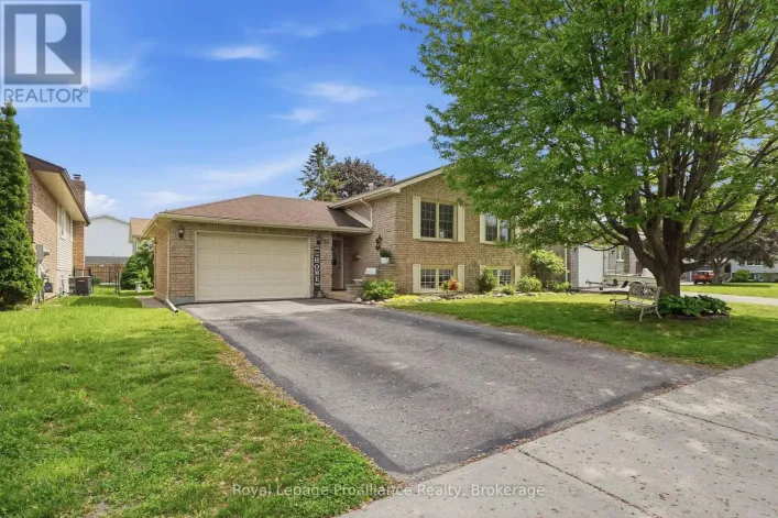 31 SPRINGBROOK CRESCENT, Belleville